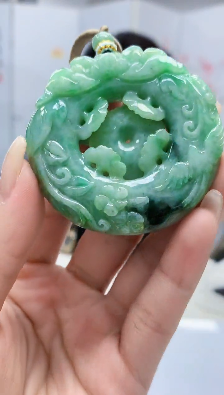 【闪购商品】定制翡翠未镶嵌5060lr-毛货挂件251