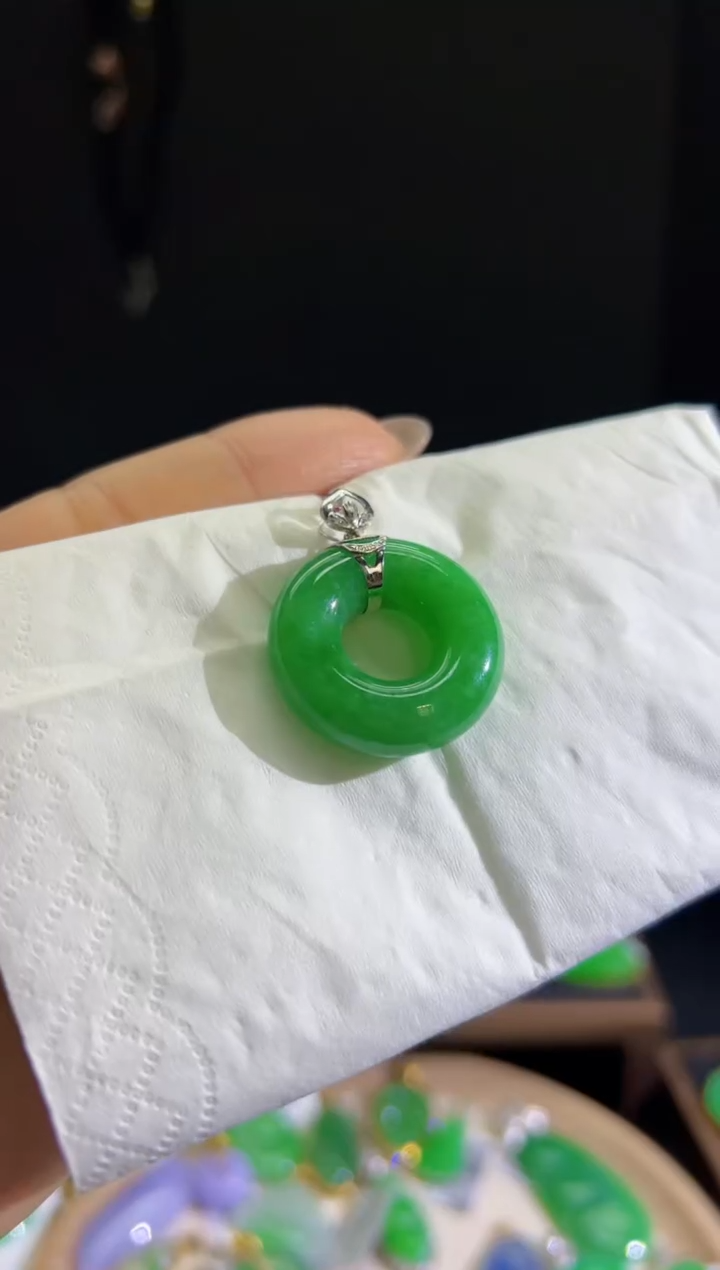 【闪购商品】翡翠颈饰18K金镶嵌Q缅料A货翡翠/支持复检/一件