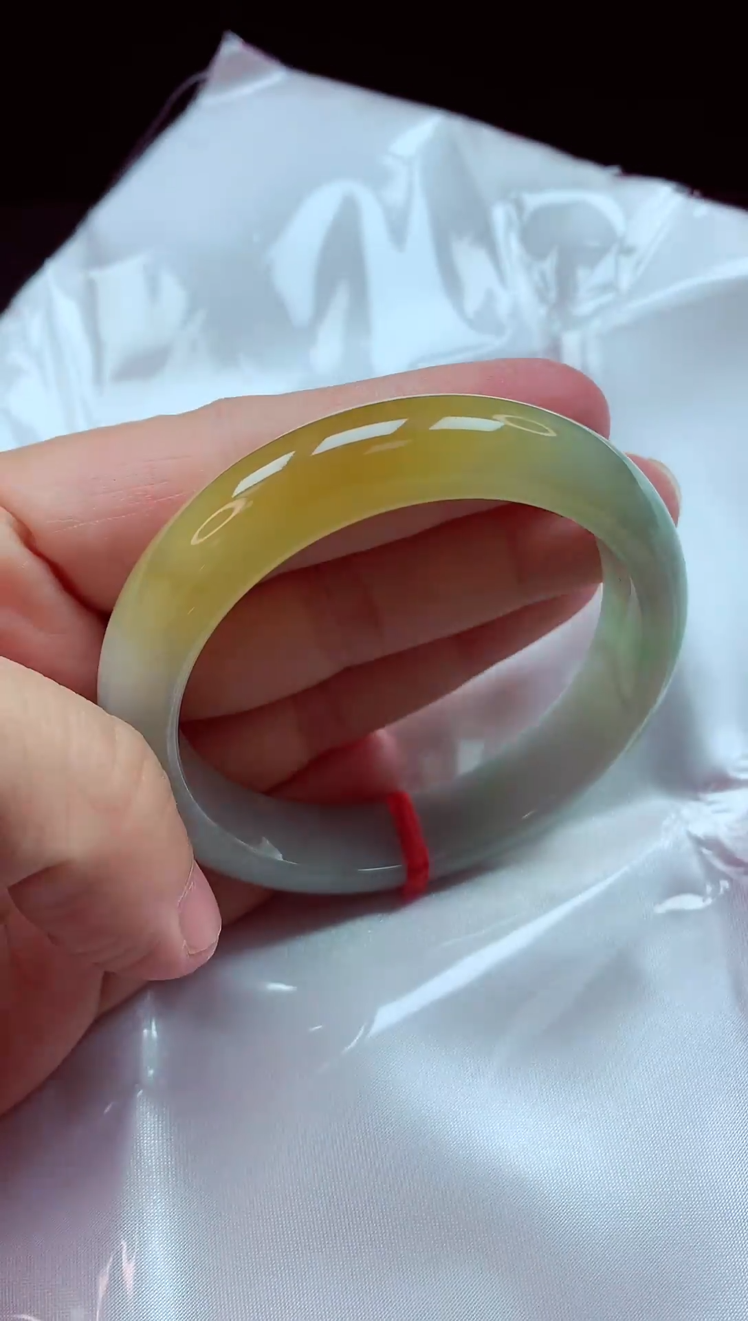 【闪购商品】翡翠手镯未镶嵌镯子54+