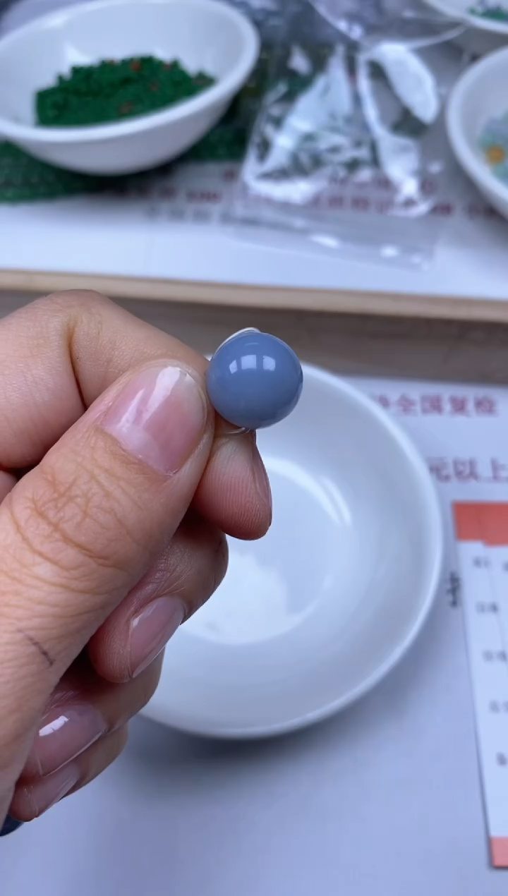 【闪购商品】翡翠颈饰未镶嵌雪欣散珠定制diy