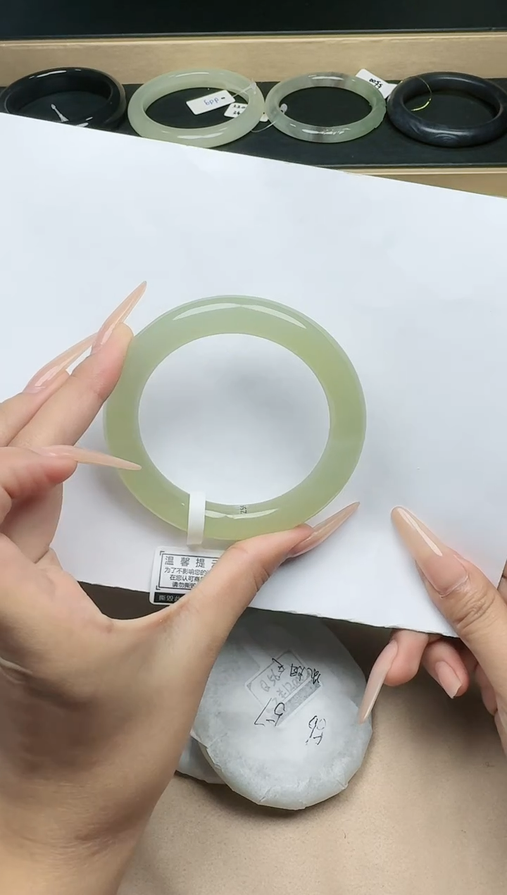 【闪购商品】和田玉手镯未镶嵌58/59圈口 YY