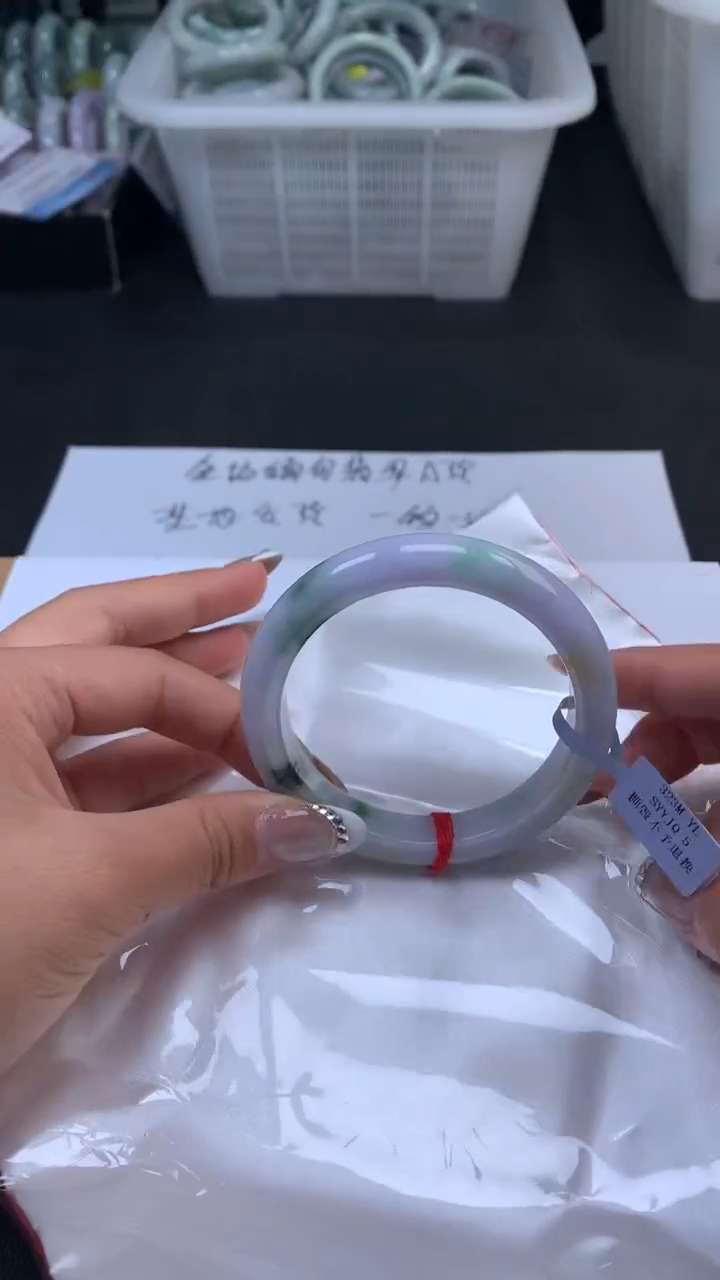【闪购商品】翡翠手镯未镶嵌天然缅甸A货翡翠手镯