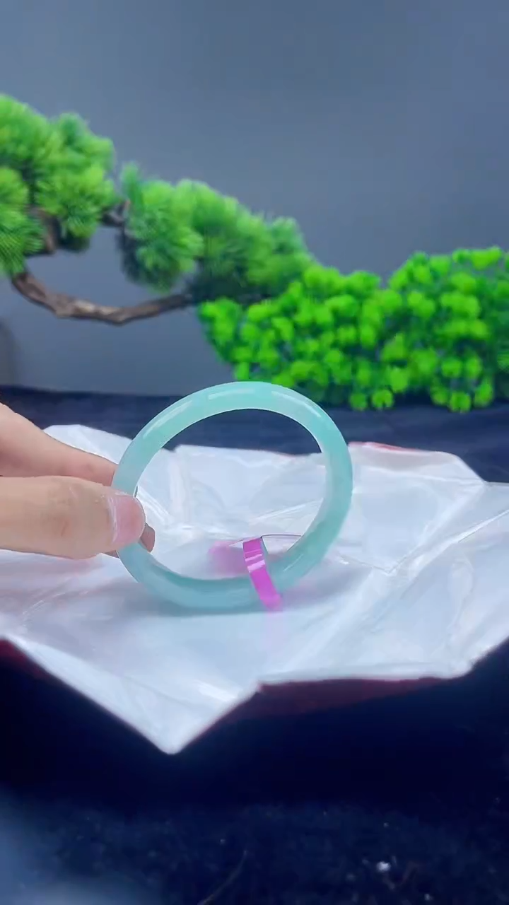 【闪购商品】翡翠未镶嵌手镯（贵妃镯）3手镯