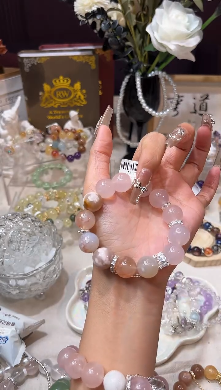 【闪购商品】水晶手链未镶嵌多样性发货发其一颜色微差