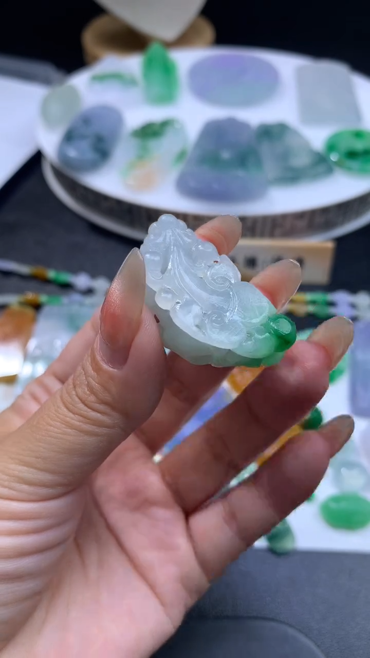 【闪购商品】定制翡翠未镶嵌翡翠