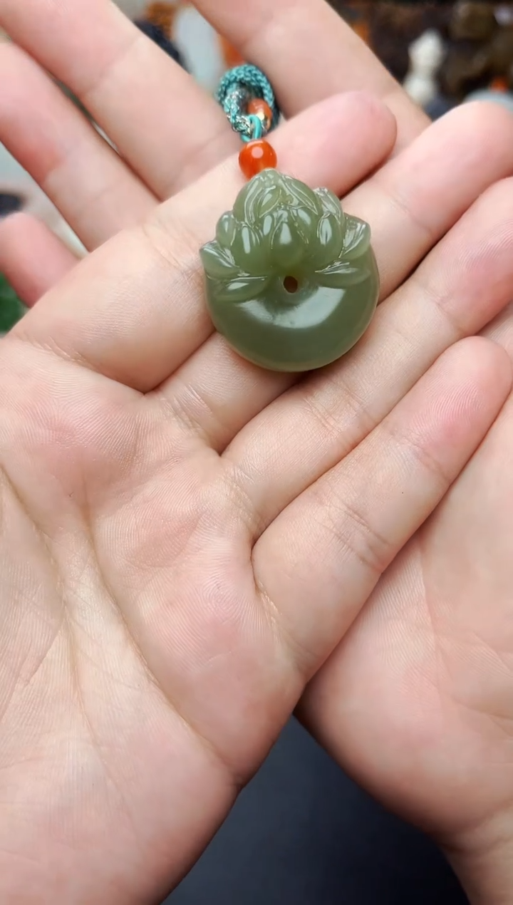 【闪购商品】和田玉颈饰未镶嵌莲花01