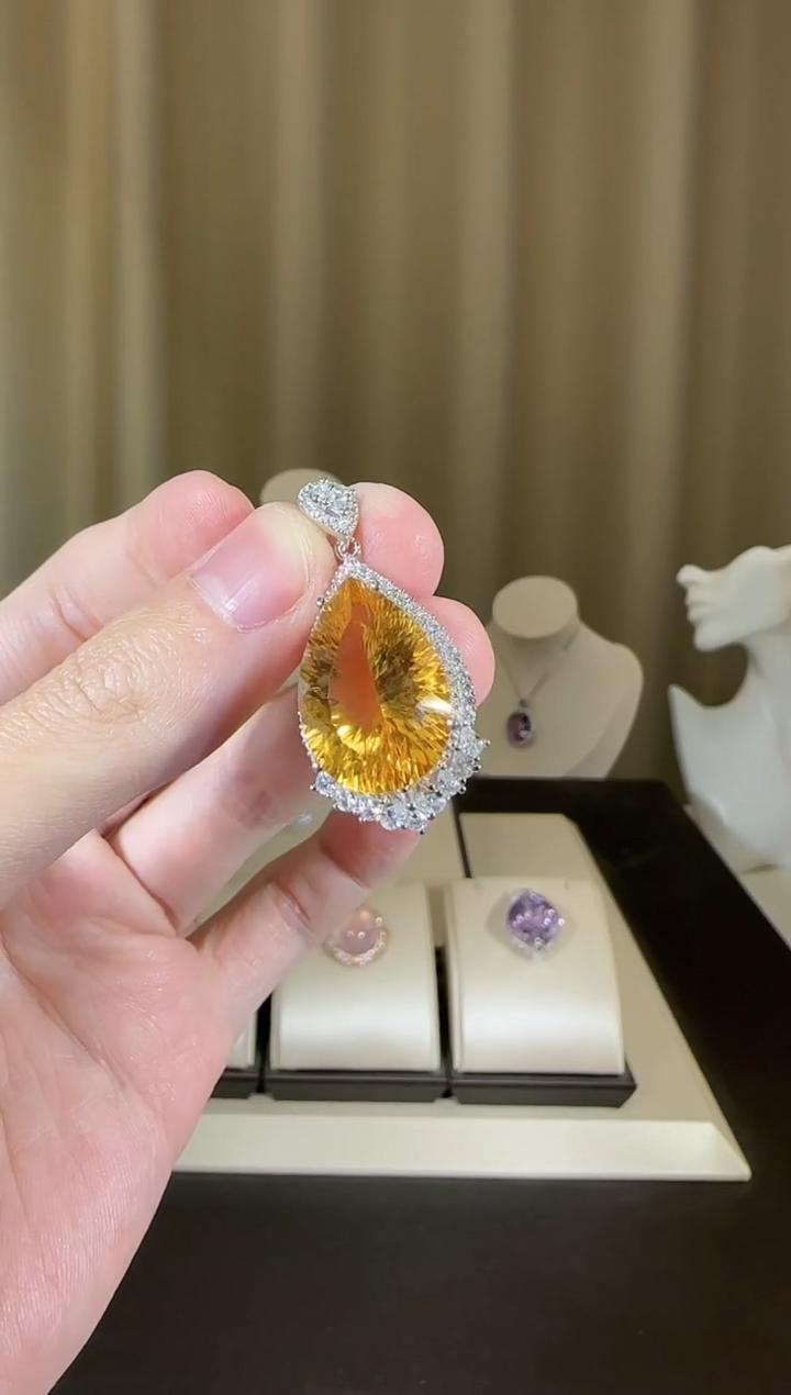 【闪购商品】黄晶颈饰银S925镶嵌14*21mm