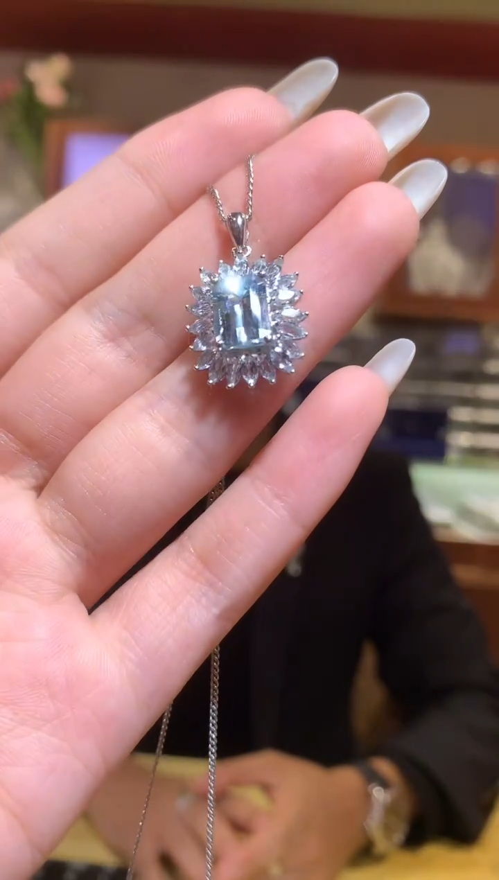 银S925镶嵌吊坠(赠链)海蓝宝石【宝石世家严选】