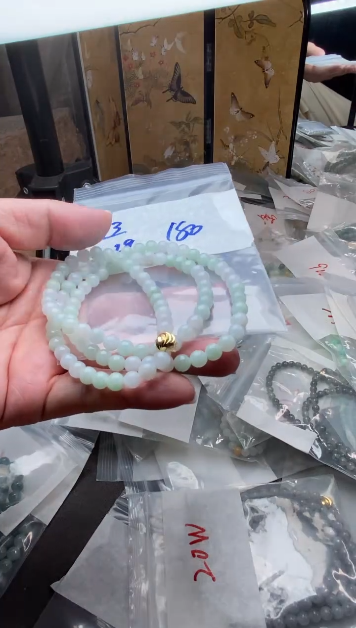 定制翡翠未镶嵌缅甸天然翡翠