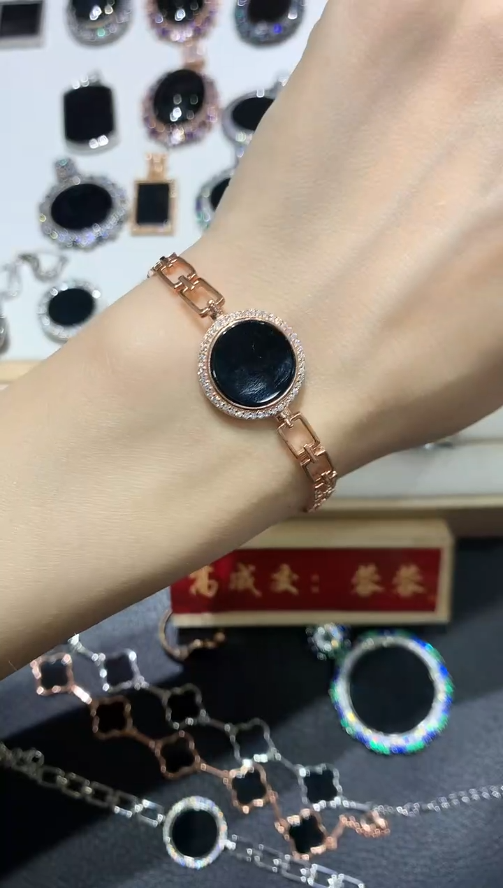 【闪购商品】翡翠吊坠(赠链)银S925镶嵌14多人多样性随机发货1件