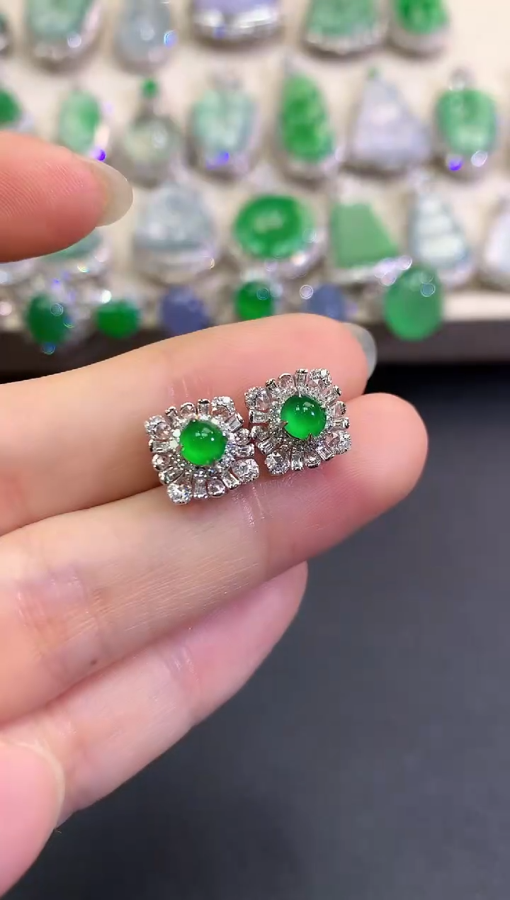 【闪购商品】翡翠耳饰18K金镶嵌C33   