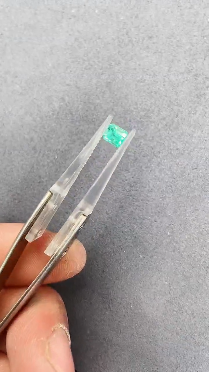 【闪购商品】祖母绿裸石未镶嵌0.75