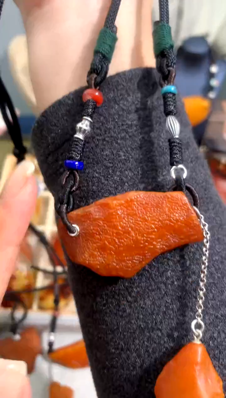 【闪购商品】蜜蜡裸石未镶嵌似玉