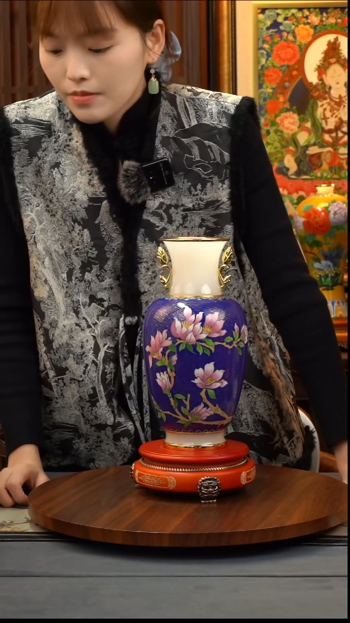 铜景泰蓝白玉兰花瓶  大师作品