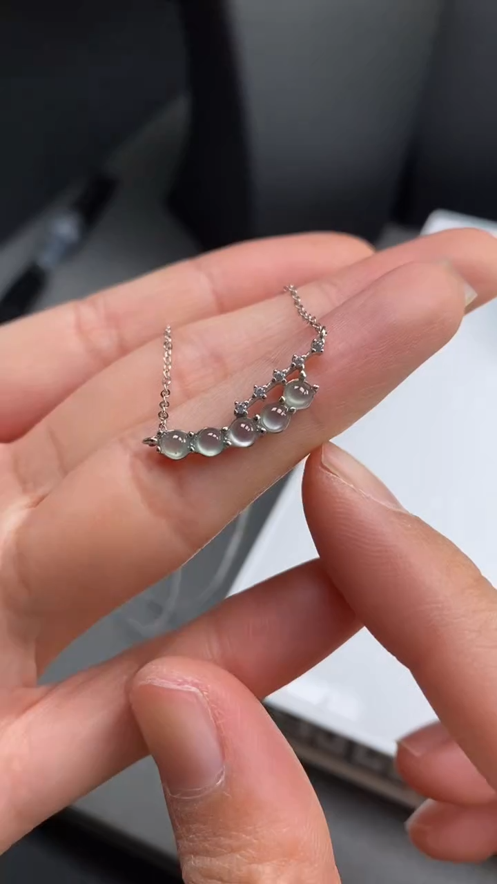 【闪购商品】翡翠项链未镶嵌翡翠微笑项链