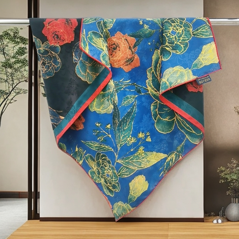 上海故事A07捡漏双色70cm野玫微醺方巾轻奢香云老料贵气长辈礼物