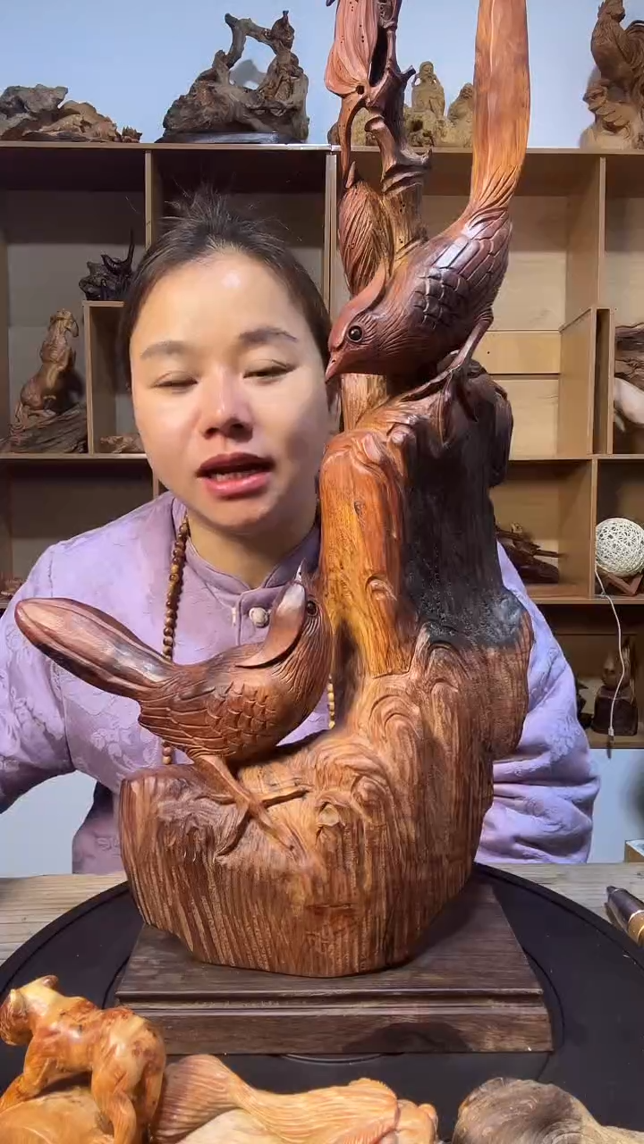 松木木雕款战*战神