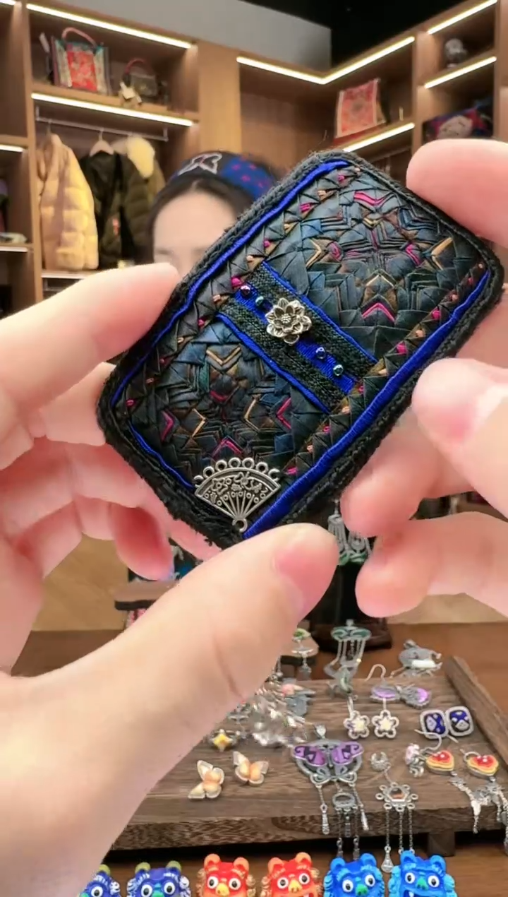 【闪购商品】织绣227黔东南苗族刺绣