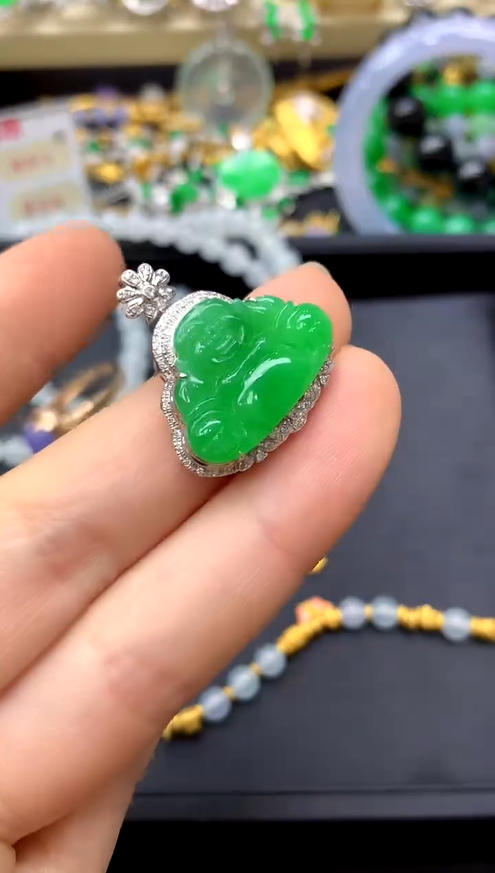 颈饰18K金镶嵌翡翠315-中国好珍宝