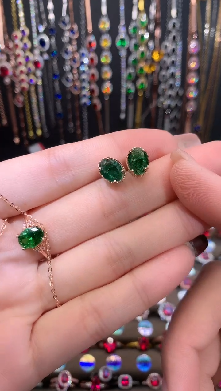 【闪购商品】透辉石耳坠银S925镶嵌玫瑰金