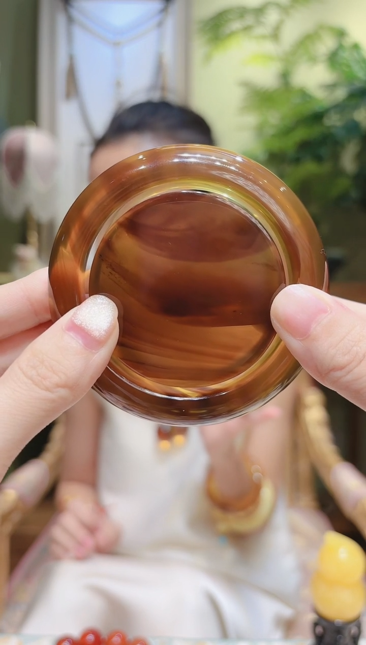 【闪购商品】琥珀裸石未镶嵌琥珀手镯58