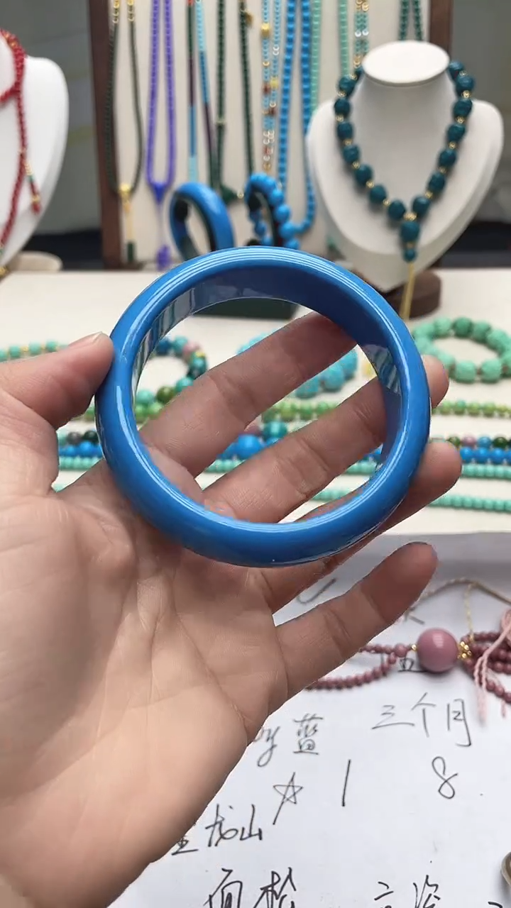珍藏特色绿色高瓷