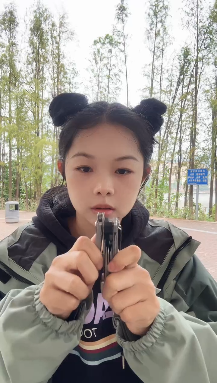 GHK17钢9多功能刀浮力价