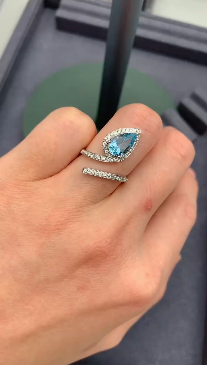 【闪购商品】海蓝宝石戒指18K金镶嵌1.5ct海蓝宝戒指