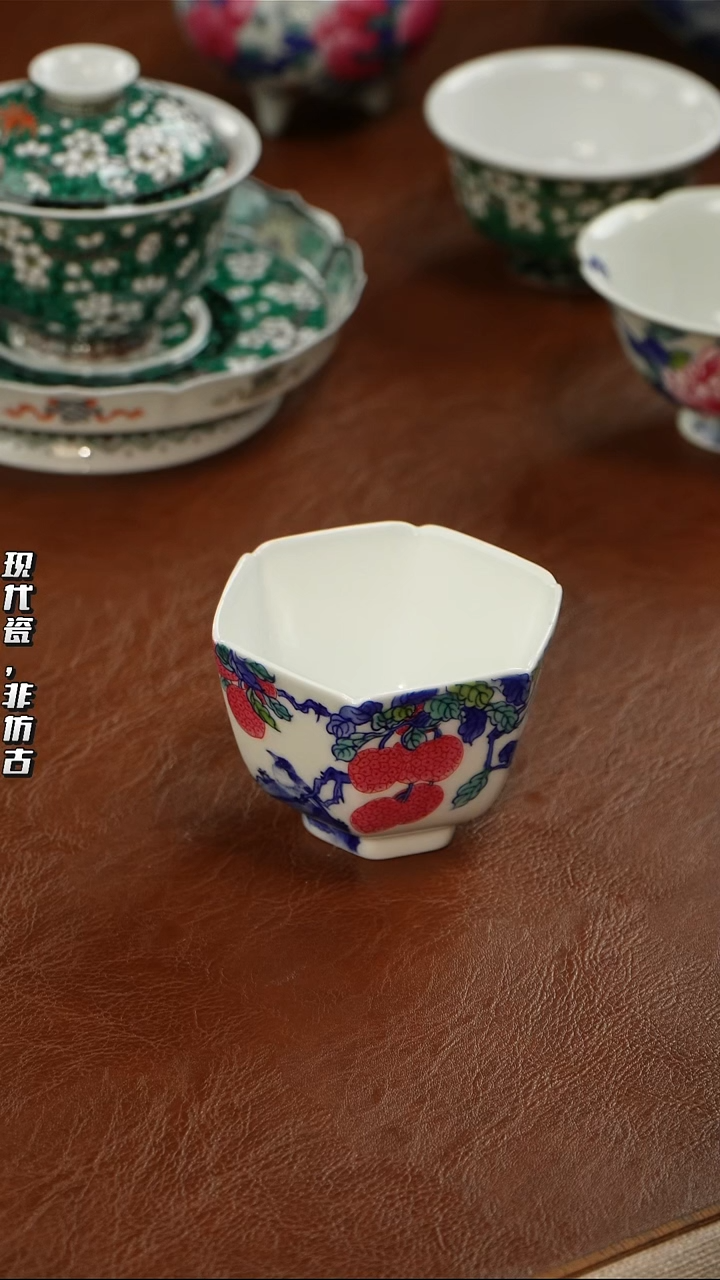 瓷片千年瓷都景德镇 艺术关注谢佳豪