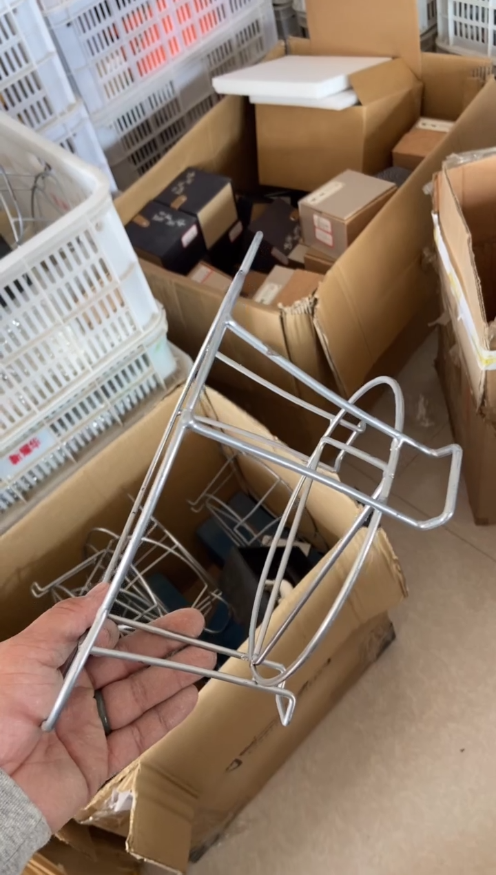 无运费险有瑕疵的摄影的产品有使用过的痕迹有点脏介意勿拍