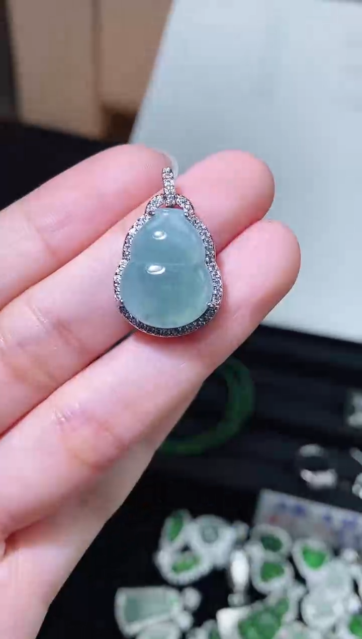 翡翠未镶嵌颈饰精美翡翠-多样性只发一件P760