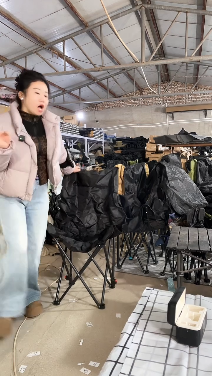 铁瑕疵不售后椅子 26