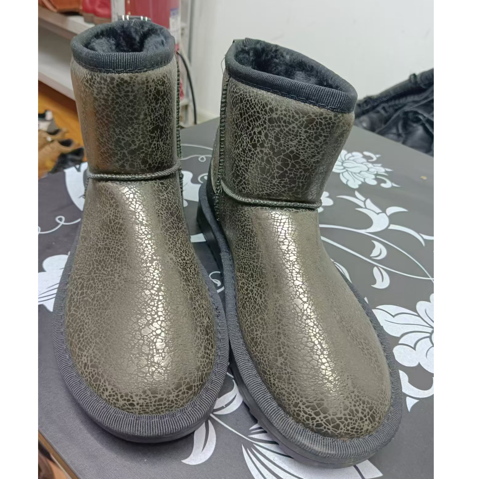 冬季流行百搭女鞋时尚