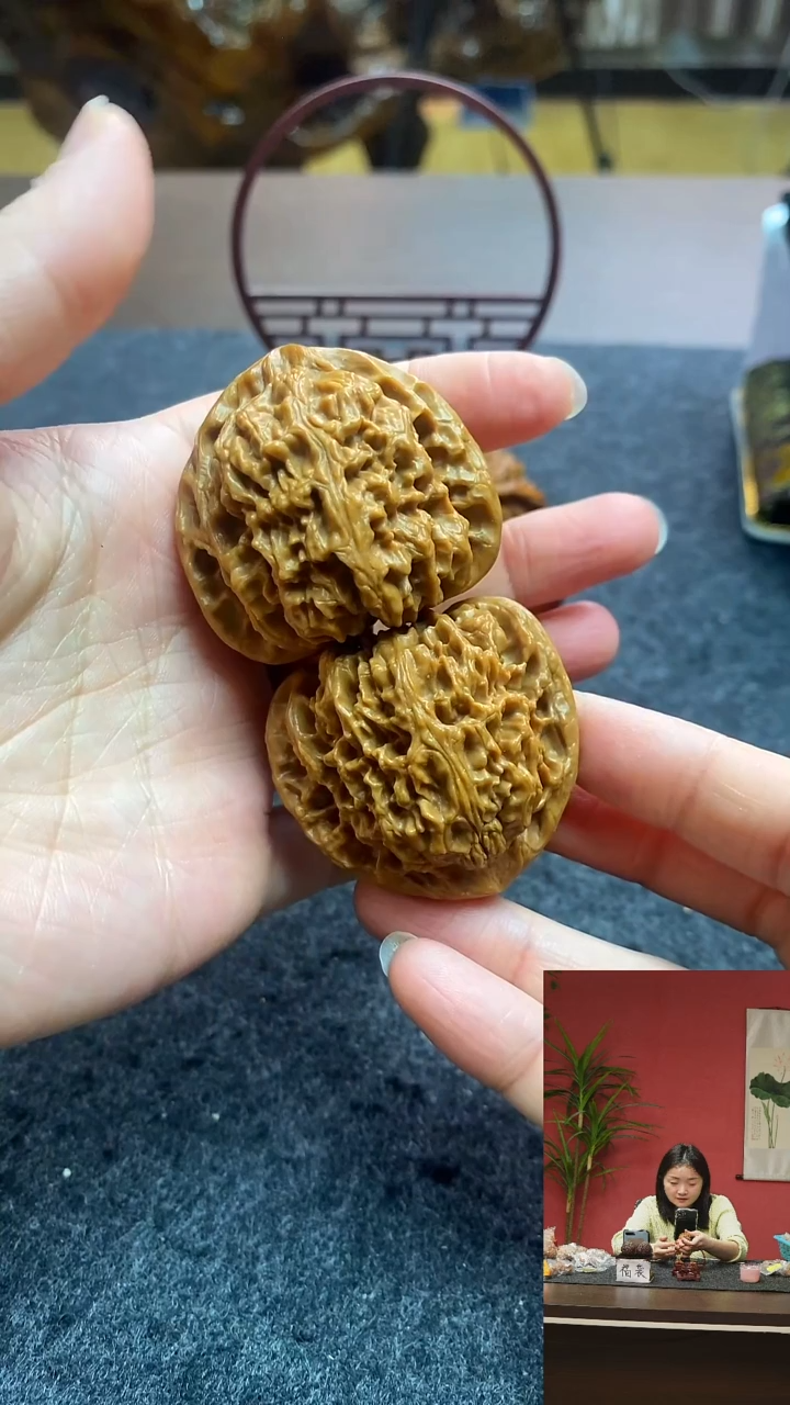 【闪购商品】文玩核桃把件42南疆石