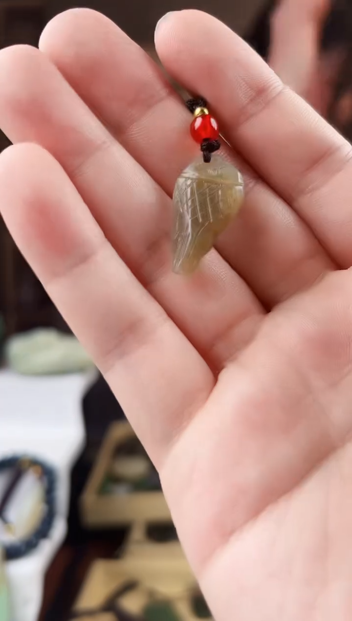 颈饰未镶嵌和田玉拍一发一，多样性发货