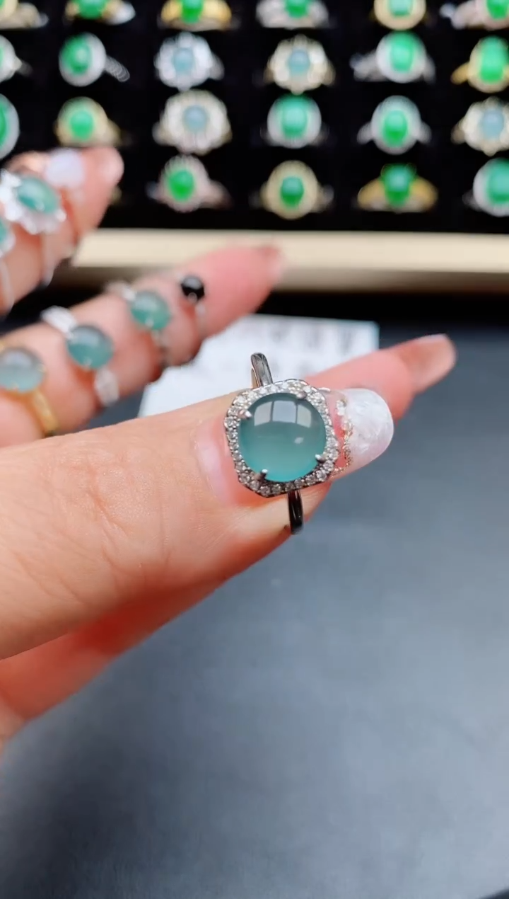 【闪购商品】翡翠戒指银S925镶嵌850500