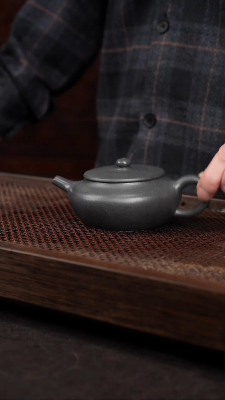 【闪购商品】紫砂茶壶青灰泥扁晨