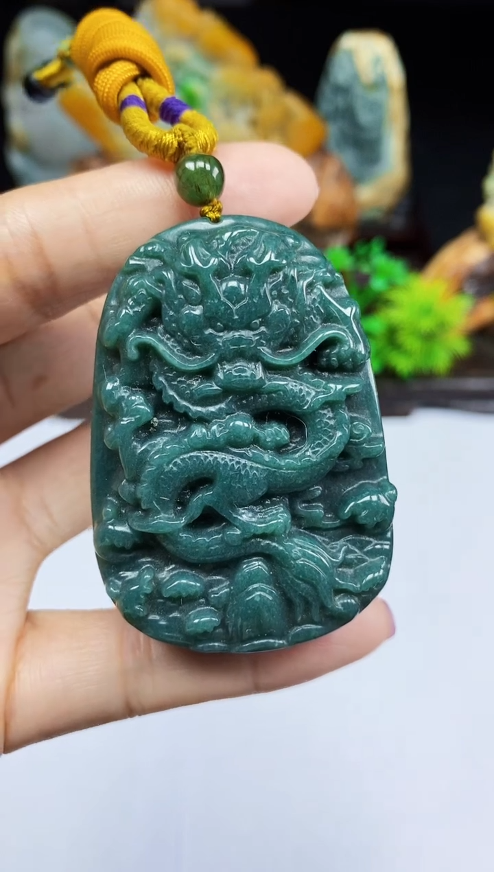 【闪购商品】翡翠颈饰未镶嵌翡翠A货