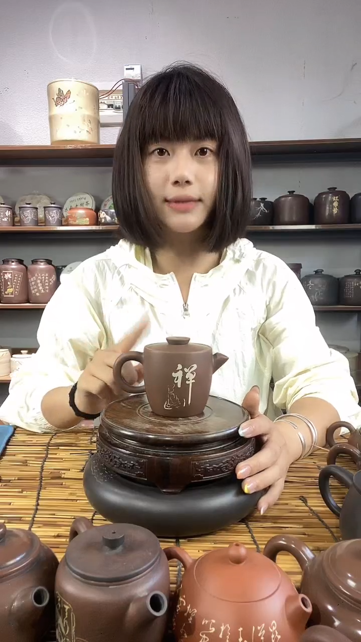 6建水紫陶手工彩填壶