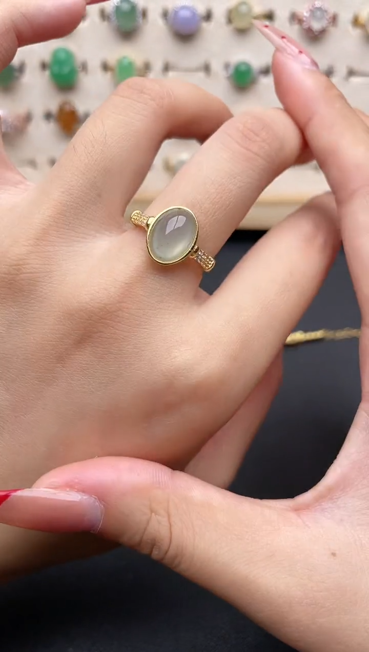 【闪购商品】翡翠戒指银S925镶嵌一物一证一礼盒