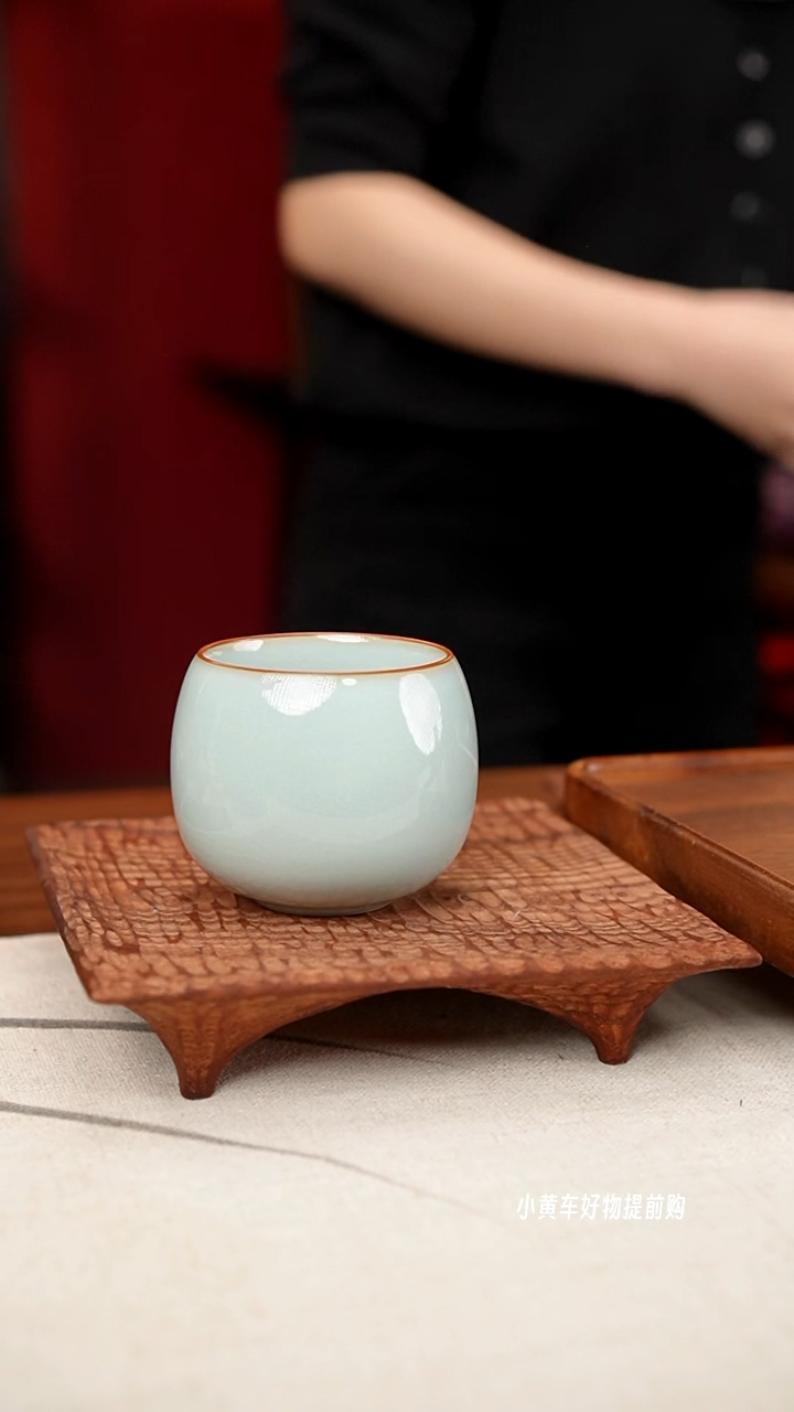 【闪购商品】摆件小师妹-钧瓷-信任