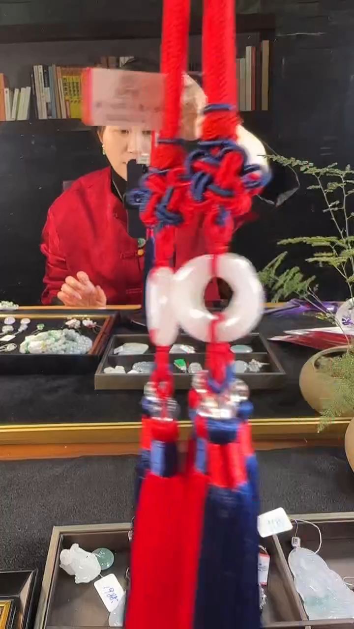【闪购商品】翡翠挂件未镶嵌天然翡翠甜甜圈车挂