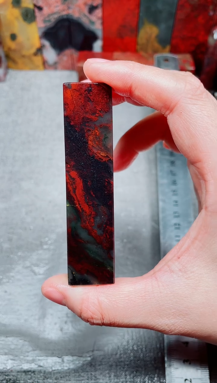 桂林鸡血玉素章2.0左右1