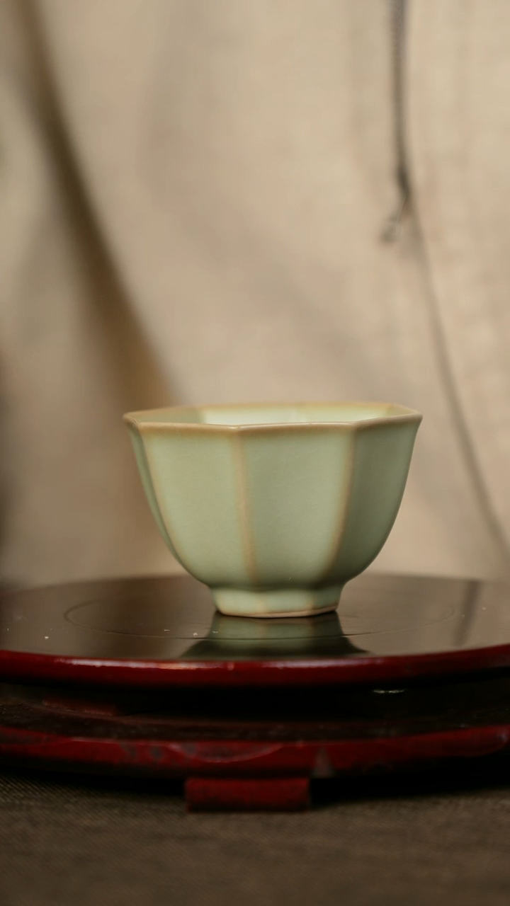 全品 粉青 八方杯 带底款