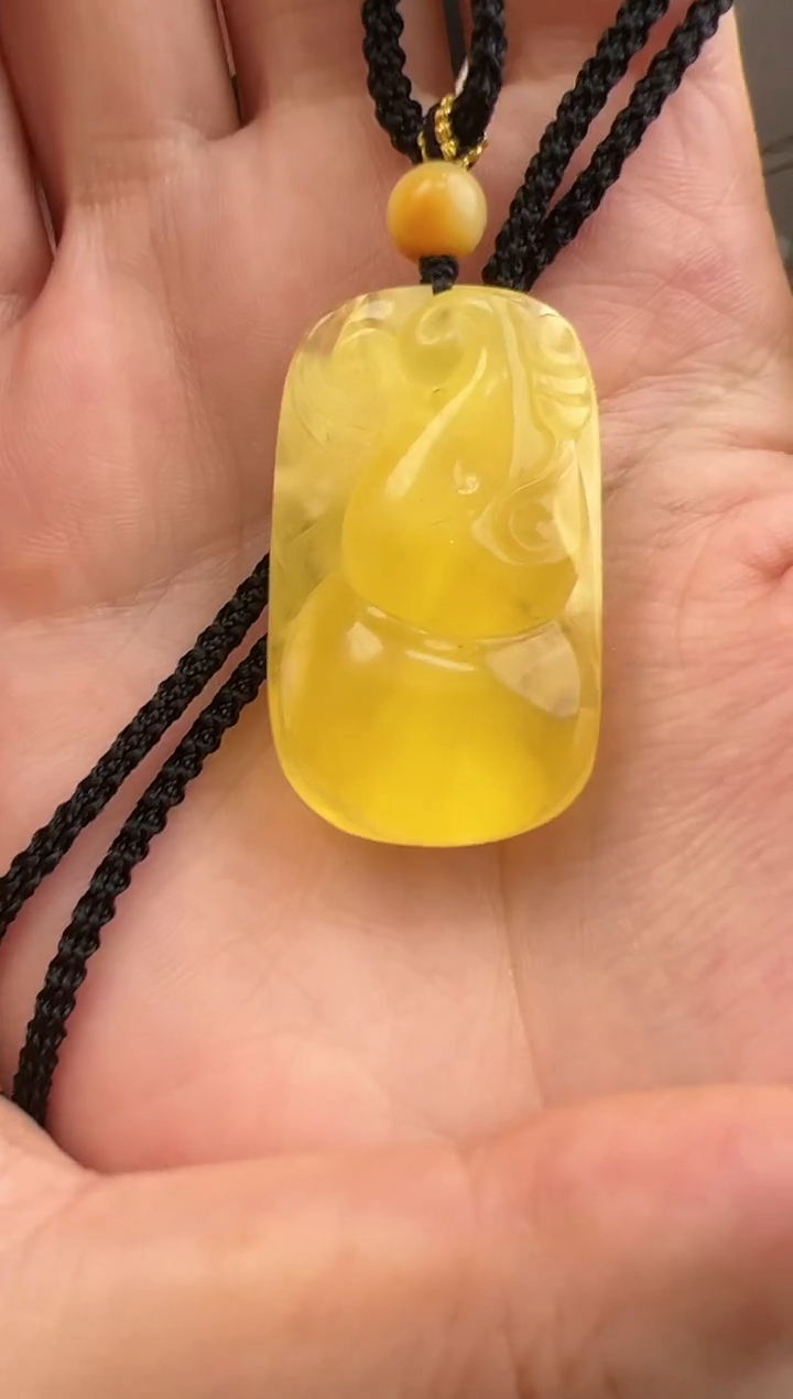 【闪购商品】琥珀裸石未镶嵌10116152-吊坠