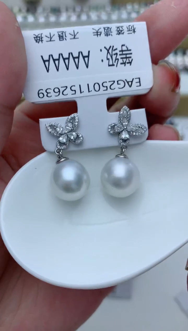 【闪购商品】海水珍珠耳饰银S925镶嵌w78 