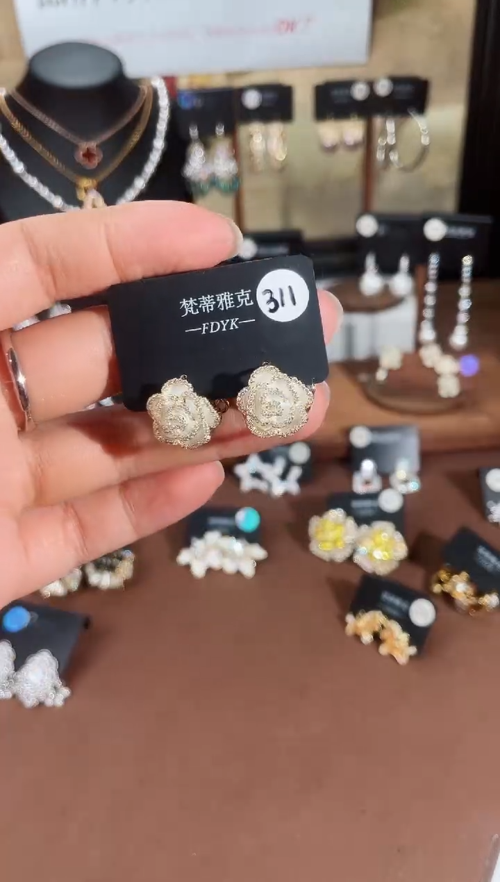 合金925银锆石梵311