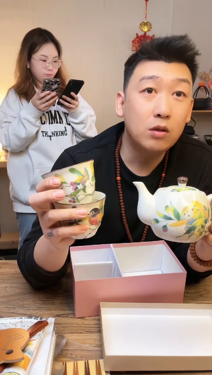 【闪购商品】瓷片02536 一壶两杯.......