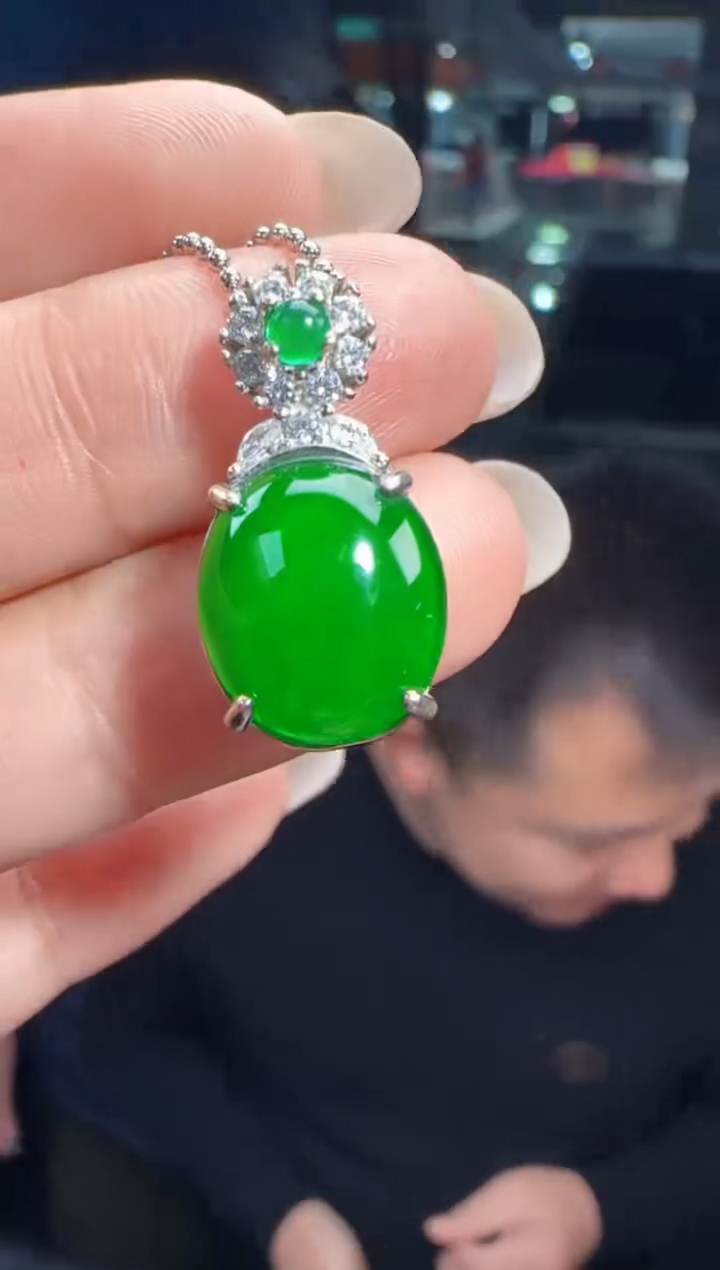 未镶嵌定制翡翠翡翠吊坠7