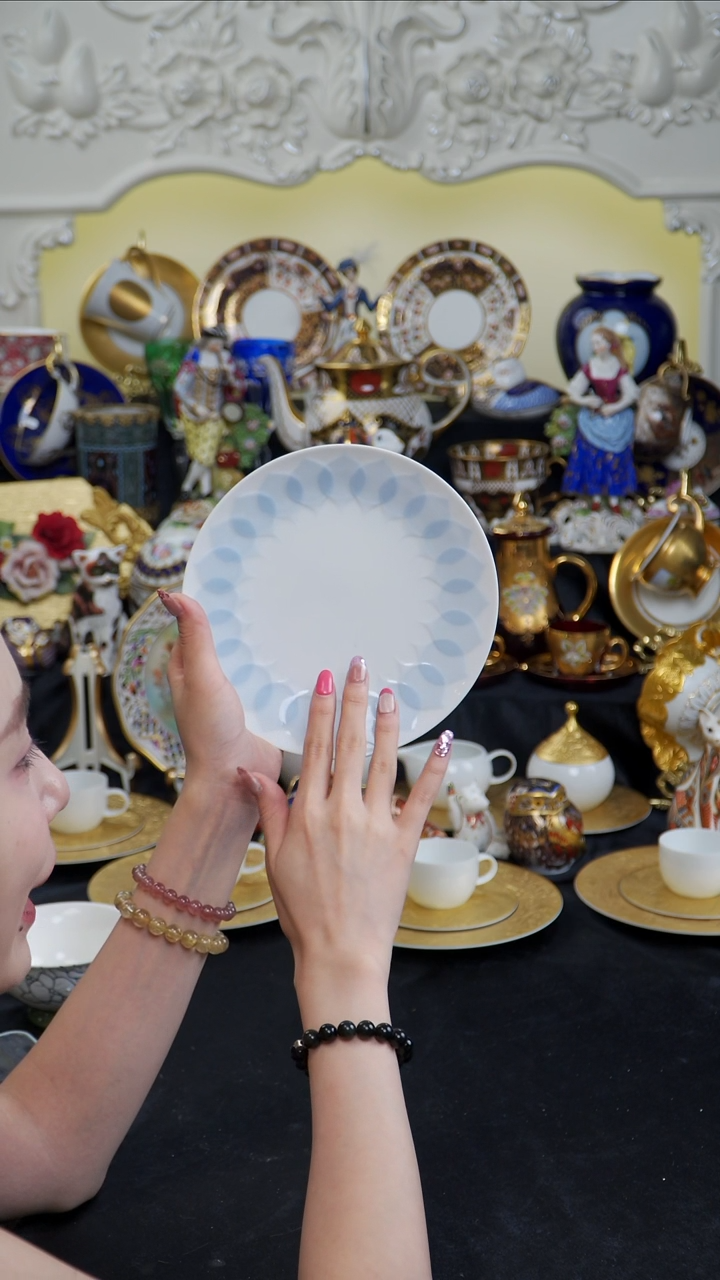 骨瓷婷婷中古美物如图所示149